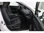 Lexus UX 250h Luxury Line | 18 Inch Lichtmetalen velgen | Elektrisch bedienbare achterklep | Stoelverwarming