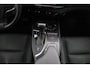 Lexus UX 250h Luxury Line | 18 Inch Lichtmetalen velgen | Elektrisch bedienbare achterklep | Stoelverwarming