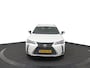 Lexus UX 250h Luxury Line | 18 Inch Lichtmetalen velgen | Elektrisch bedienbare achterklep | Stoelverwarming