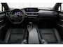 Lexus UX 250h Luxury Line | 18 Inch Lichtmetalen velgen | Elektrisch bedienbare achterklep | Stoelverwarming