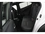 Lexus UX 250h Luxury Line | 18 Inch Lichtmetalen velgen | Elektrisch bedienbare achterklep | Stoelverwarming