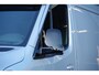 Mercedes-Benz Sprinter 319 3.0 CDI V6 L2H1 AUT. LED, 3.5T TREKHAAK, LUCHTVERING, ADAPT. CRUISE, 360 CAMERA, MBUX 10'', STOELVERWARMING, STANDKACHEL, VOORRUIT VERWARMING, CLIMA