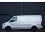 Mercedes-Benz Sprinter 319 3.0 CDI V6 L2H1 AUT. LED, 3.5T TREKHAAK, LUCHTVERING, ADAPT. CRUISE, 360 CAMERA, MBUX 10'', STOELVERWARMING, STANDKACHEL, VOORRUIT VERWARMING, CLIMA