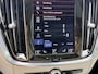 Volvo V60 2.0 T8 Twin Engine AWD Momentum Pro | LED | Keyless | Adapt. Cruise | Apple Carplay | Pano | Leder | Stoelverwarming | Trekhaak