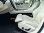 Volvo V60 2.0 T8 Twin Engine AWD Momentum Pro | LED | Keyless | Adapt. Cruise | Apple Carplay | Pano | Leder | Stoelverwarming | Trekhaak