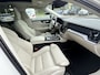 Volvo V60 2.0 T8 Twin Engine AWD Momentum Pro | LED | Keyless | Adapt. Cruise | Apple Carplay | Pano | Leder | Stoelverwarming | Trekhaak