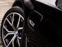 BMW 5-Serie 530e Business Edition Plus | BMW Connected Pack Professional | M Sportpakket | M Aerodynamicapakket | Ambiance verlichting | Elektrisch bediend glazen schuif-/kanteldak |