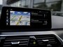 BMW 5-Serie 530e Business Edition Plus | BMW Connected Pack Professional | M Sportpakket | M Aerodynamicapakket | Ambiance verlichting | Elektrisch bediend glazen schuif-/kanteldak |