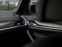 BMW 5-Serie 530e Business Edition Plus | BMW Connected Pack Professional | M Sportpakket | M Aerodynamicapakket | Ambiance verlichting | Elektrisch bediend glazen schuif-/kanteldak |