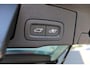 Volvo XC60 T6 AUT8 350PK Plus Dark | Adaptive Cruise & Pilot Assist | 360 Camera | Stoel&Stuurverwarming | Verwarmbare Achterstoelen | Apple Carplay/Android Auto | Schuif-/kanteldak | Draadloze Telefoonlader | Elektr. Achterklep | Semi Elektr. Trekhaak |