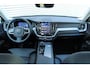 Volvo XC60 T6 AUT8 350PK Plus Dark | Adaptive Cruise & Pilot Assist | 360 Camera | Stoel&Stuurverwarming | Verwarmbare Achterstoelen | Apple Carplay/Android Auto | Schuif-/kanteldak | Draadloze Telefoonlader | Elektr. Achterklep | Semi Elektr. Trekhaak |