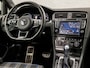 Volkswagen Golf 1.4 TSI GTE Sport 204Pk Automaat (SCHUIFDAK, APPLE CARPLAY, NAVIGATIE, CAMERA, CLIMATE, STOELVERWARMING, SPORTSTOELEN, GETINT GLAS, ZWART HEMEL, SFEERVERLICHTING, NIEUWE APK, NIEUWSTAAT)