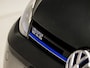 Volkswagen Golf 1.4 TSI GTE Sport 204Pk Automaat (SCHUIFDAK, APPLE CARPLAY, NAVIGATIE, CAMERA, CLIMATE, STOELVERWARMING, SPORTSTOELEN, GETINT GLAS, ZWART HEMEL, SFEERVERLICHTING, NIEUWE APK, NIEUWSTAAT)