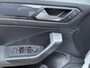 Volkswagen T-Roc 1.5 TSI Sport | Climate control | Navigatie | Parkpilot | Afneembare Trekhaak | Elektrisch Pakket | 18"LM-Velgen