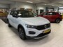 Volkswagen T-Roc 1.5 TSI Sport | Climate control | Navigatie | Parkpilot | Afneembare Trekhaak | Elektrisch Pakket | 18"LM-Velgen