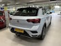 Volkswagen T-Roc 1.5 TSI Sport | Climate control | Navigatie | Parkpilot | Afneembare Trekhaak | Elektrisch Pakket | 18"LM-Velgen
