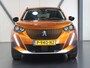 Peugeot e-2008 Allure Pack 50kWh 136PK | 1ste eigenaar | ACCURAPPORT 92% | AppleCarPlay/AndroidAuto | Climate Control | Adaptive Cruise Control | Camera | FULL LED | Navigatie | LMV | Parkeersensoren | Privacy Glass | Isofix |