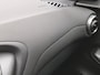 Nissan Juke 1.0 DIG-T N-Connecta Automaat / Cold Pack / Apple Carplay Android Auto / Stuur-, Stoel en Voorruitverwarming / Achteruitrijcamera / Cruise control / Keyless Entry/Start / Draadloze telefoon lader / Climate control /