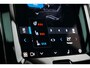 Volvo XC60 2.0 T6 Plug-in hybrid AWD Plus Dark | Luchtvering | Stoelventilatie | Trekhaak | 360 Camera |