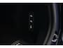 Volvo XC60 2.0 T6 Plug-in hybrid AWD Plus Dark | Luchtvering | Stoelventilatie | Trekhaak | 360 Camera |