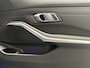 BMW 3-Serie TOURING 330e xDRIVE 4x4 PHEV HIGH EXECUTIVE M PAKKET LEDER/ALCANTARA NAVIGATIE CRUISE CONTROL PANORAMA SCHUIF/KANTELDAK APPLE CARPLAY/ANDROID KEYLESS GO UITKLAPBARE TREKHAAK PDC ZEER MOOI !! 3010