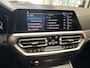 BMW 3-Serie TOURING 330e xDRIVE 4x4 PHEV HIGH EXECUTIVE M PAKKET LEDER/ALCANTARA NAVIGATIE CRUISE CONTROL PANORAMA SCHUIF/KANTELDAK APPLE CARPLAY/ANDROID KEYLESS GO UITKLAPBARE TREKHAAK PDC ZEER MOOI !! 3010