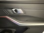 BMW 3-Serie TOURING 330e xDRIVE 4x4 PHEV HIGH EXECUTIVE M PAKKET LEDER/ALCANTARA NAVIGATIE CRUISE CONTROL PANORAMA SCHUIF/KANTELDAK APPLE CARPLAY/ANDROID KEYLESS GO UITKLAPBARE TREKHAAK PDC ZEER MOOI !! 3010