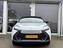 Toyota C-HR 1.8 Hybrid 140 First Edition | Zwart dak | Elek. achterklep | Blindspot | 360 Camera | Adaptive Cruise | 1e eigenaar | Toyota garantie tot 2034!