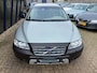 Volvo XC70 2.5 T Summum Automaat LEER / PDC / TREKHAAK