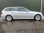 BMW 3-Serie Touring 318i Executive Automaat met Nieuwe APK