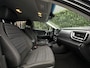 Kia Stonic 1.4 MPi, NAVI, CRUISE, CAMERA, ECC-AIRCO, LED, PDC, DAKRAILS, HOGE INSTAP, LICHTMETAAL 17"