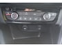 Opel Corsa 1.2 Turbo Edition Stuur + Stoel verwarming l Cruise control l Navigatie l AppleCarPlay/AndroidAuto l Parkeercamera l  voor en achter sensoren l Dodehoek detectie l