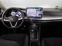 Volkswagen Golf 1.5 eTSI Life Edition 150 PK DSG | Verlengde garantie | Panorama dak | Velours bekleding | Head up Display | Stoel- en stuurverwarming |
