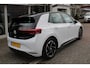 Volkswagen ID.3 First 58 kWh 204pk / Navi / Parkeersensoren v+a / LM 18'' / App Connect