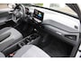 Volkswagen ID.3 First 58 kWh 204pk / Navi / Parkeersensoren v+a / LM 18'' / App Connect
