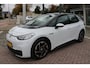 Volkswagen ID.3 First 58 kWh 204pk / Navi / Parkeersensoren v+a / LM 18'' / App Connect
