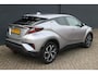 Toyota C-HR 1.8 Hybrid Style Ultimate NL-Auto | Automaat | Navigatie | Camera | Climate Controle | Cruise Control | Radio-DAB-USB | JBL-Geluidssysteem | Stoelverwarming | LM-velgen | Parkeersensoren | Trekhaak | Dealer onderhouden