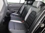 Volkswagen Golf 1.5 eHybrid GTE 272 pk Automaat (DSG) | Private lease vanaf € 782,- pm | Sportpakket | Panoramadak | Lederen bekleding | Elektr. trekhaak | Parkeersensoren | Blackstyle | Stoelverwarming |