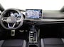 Volkswagen Golf 1.5 eHybrid GTE 272 pk Automaat (DSG) | Private lease vanaf € 782,- pm | Sportpakket | Panoramadak | Lederen bekleding | Elektr. trekhaak | Parkeersensoren | Blackstyle | Stoelverwarming |