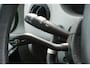 Renault Master T28 2.5 dCi L1 H1 | NWE APK | Automaat | Handgas | Elektrische lift | Rolstoelbus | Draaibare stoel |