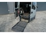 Renault Master T28 2.5 dCi L1 H1 | NWE APK | Automaat | Handgas | Elektrische lift | Rolstoelbus | Draaibare stoel |