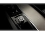 Volvo XC60 2.0 T8 AWD Recharge LONG RANGE 335kW/455pk Aut8 Ultimate Dark LUCHTVERING + HARMAN/KARDON + PANORAMADAK + EL.TREKHAAK + STOELMASSAGE + STOELVERWARMING&-VENTILATIE + 360 CAMERA + KEYLESS + PARKSENSOREN + 21" LM-VELGEN!!