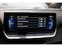 Peugeot e-2008 EV Allure Première CAMERA CARPLAY DAB CRUISE HALFLEER CLIMA 17"LMV