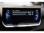 Peugeot e-2008 EV Allure Première CAMERA CARPLAY DAB CRUISE HALFLEER CLIMA 17"LMV