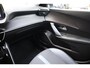Peugeot e-2008 EV Allure Première 3-FASEN!! 2xPDC CAMERA CARPLAY DAB+ SMART CRUISE HALFLEER CLIMA 17"LMV