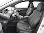 Peugeot 5008 1.2 PureTech GT-Line Avantage Automaat | 1e eigenaar! | Navigatie | Elektrische achterklep | Pano dak | Adaptieve cruisecontrol | Apple Carplay