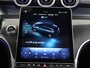 Mercedes-Benz GLC 300e 4MATIC Sport Edition | Panoramaschuifdak | Premium pakket | Nightpakket | 360° camera | Dodehoekassistent | DIGITAL LIGHT | Trekhaak |