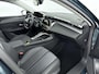 Peugeot 308 SW 1.2 136PK Automaat Hybrid Allure | AppleCarPlay/AndroidAuto | 17"LMV | AGR Stoel | Navigatie | Adaptive Cruise Control | Climate Control | 360'Camera | Keyless entry | Stof/Leer | Privacy Glass | Isofix |