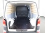 Volkswagen Transporter 2.0 TDI L2H3 28 110 PK | Verlengde garantie | Navigatie via app | Trekhaak | Parkeersensoren | Cruise control |