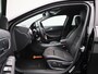 Mercedes-Benz GLA 180 Ambition | Airconditioning | Navigatie | Parkeersensoren | Half-Lederen Bekleding | Lichtmetalen Velgen |